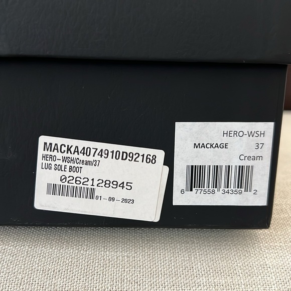 Mackage Lug Sole boots - Picture 7 of 11